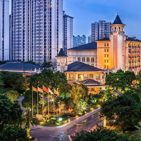 Chateau Starriver Guangzhou Peninsula Hotel Exterior photo