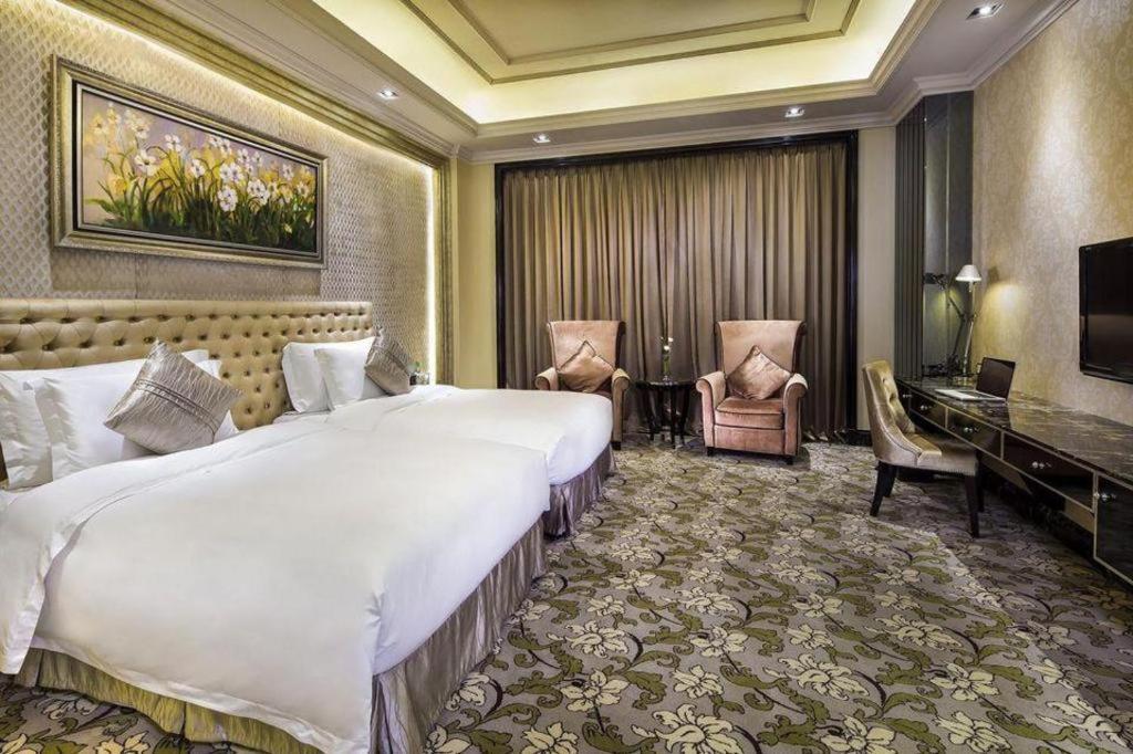 Chateau Starriver Guangzhou Peninsula Exterior photo